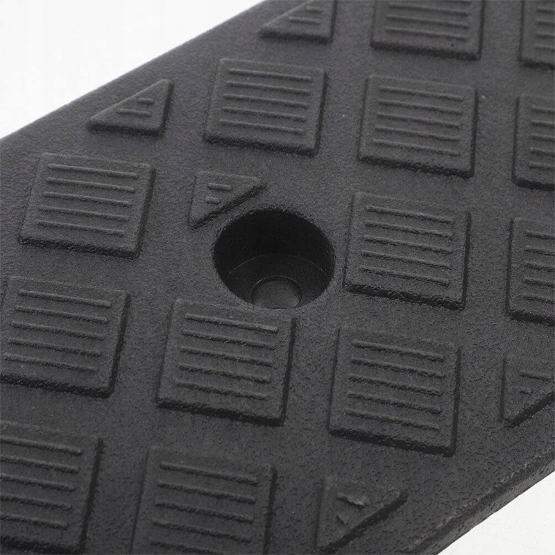 Najazd pod Krawężnik Podjazd Krawężnikowy Kablowy Rampa Wjazd 3cm